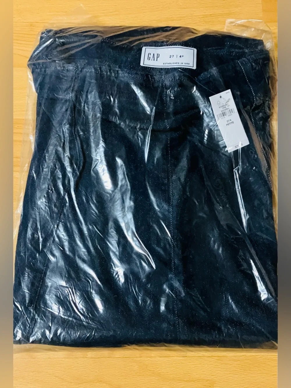 Gap Denim Tulip Midi Skirt/Dark Blue Wash: Size 4 Petite